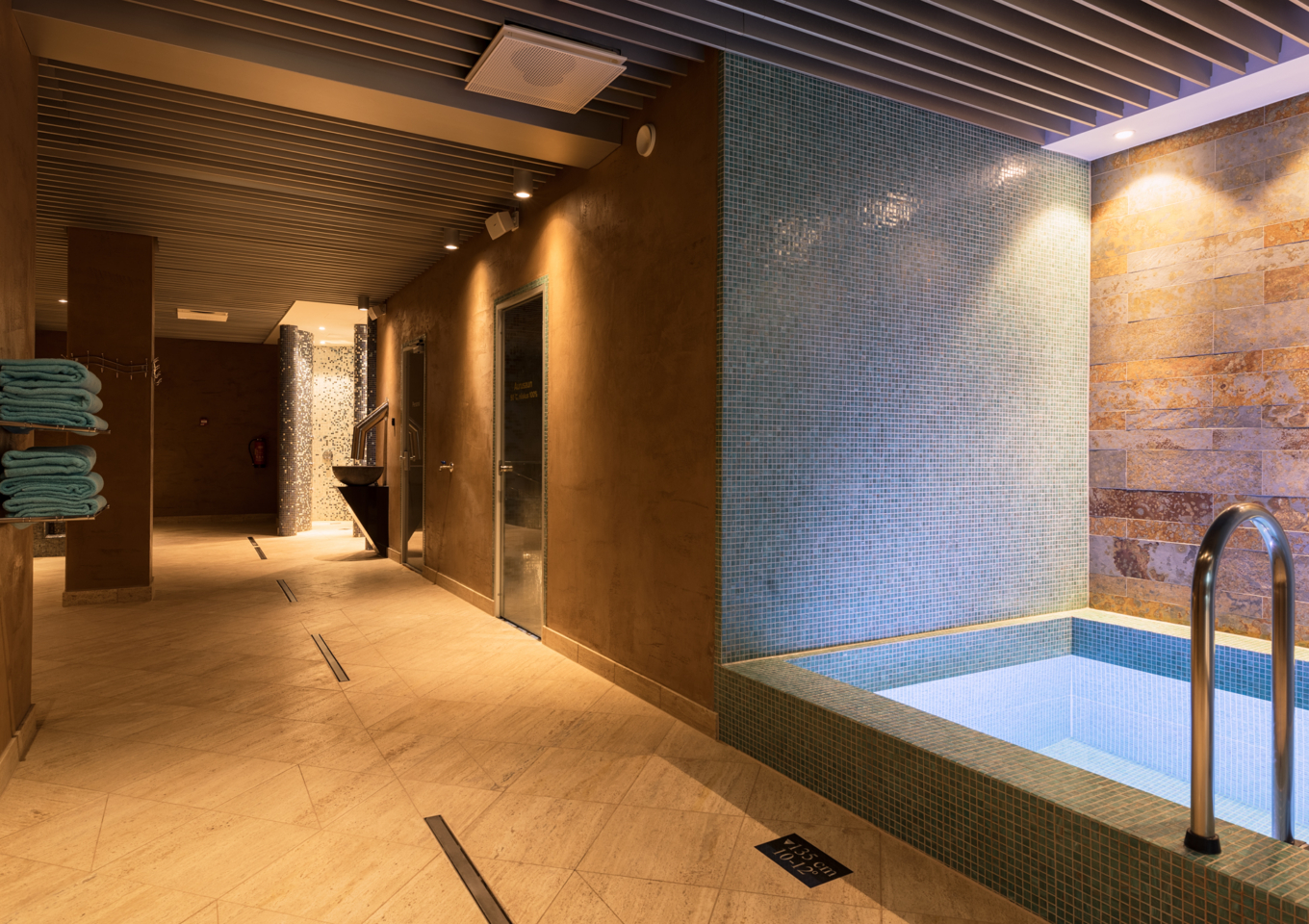 Spa-interjoor_Web-_T_42724-HDR-Edit-2